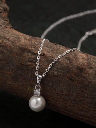 Silver Classic Pearl Pendant